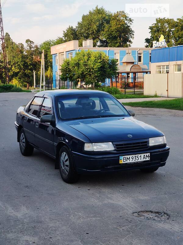 Седан Opel Vectra 1991 в Сумах