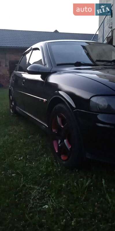 Лифтбек Opel Vectra 1999 в Броварах