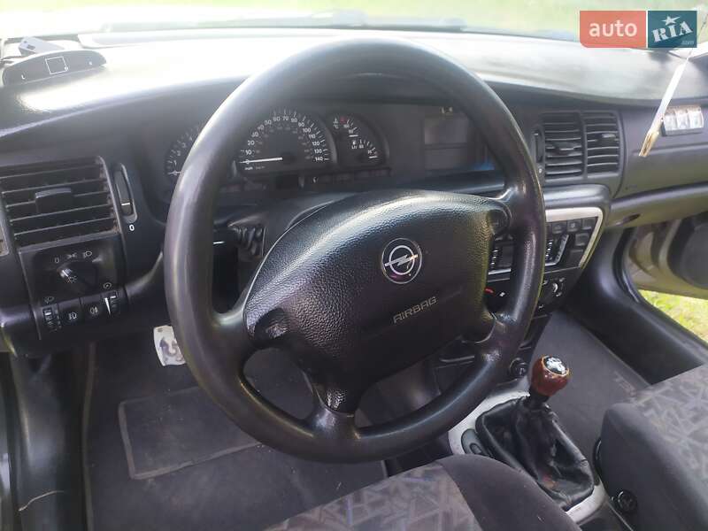 Седан Opel Vectra 1998 в Бершади фото 12 Седан Opel Vectra 1998 в Бершади