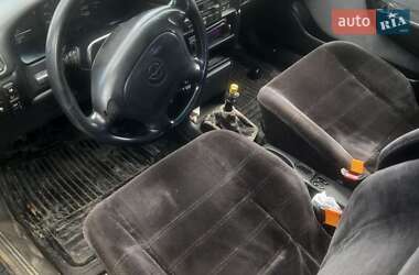 Седан Opel Vectra 1994 в 