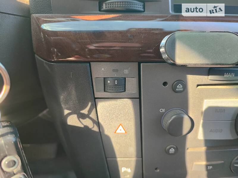 Седан Opel Vectra 2004 в Одесі