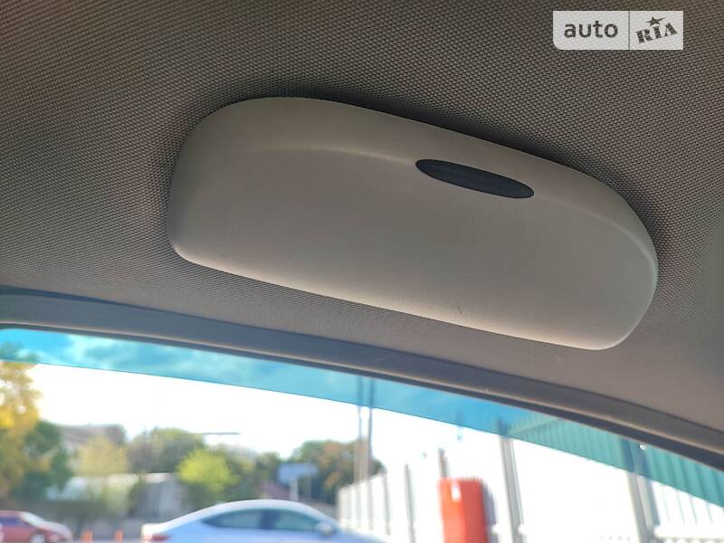 Седан Opel Vectra 2004 в Одесі