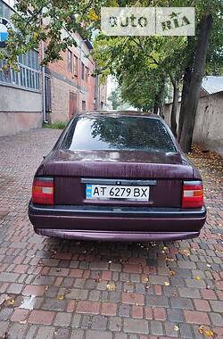 Седан Opel Vectra 1993 в Коломиї