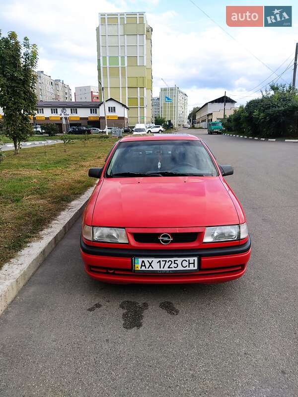 Седан Opel Vectra 1992 в Харькове