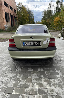 Седан Opel Vectra 1996 в Коломые