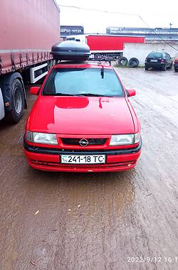 Лифтбек Opel Vectra 1995 в Львове