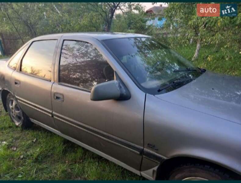Седан Opel Vectra 1989 в Стрые