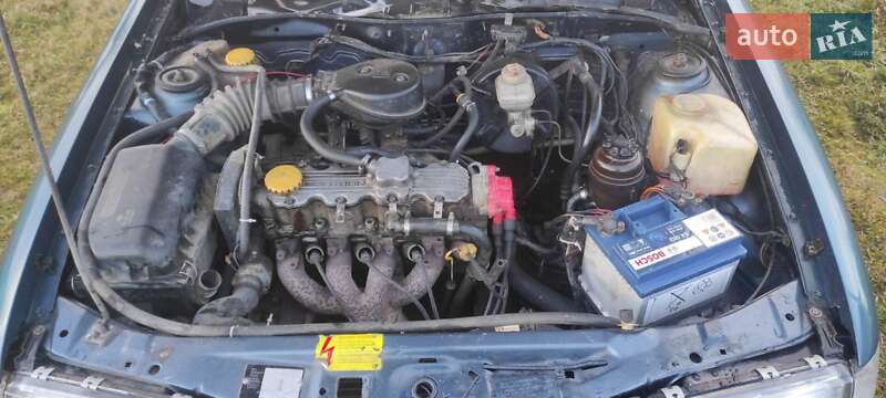 Седан Opel Vectra 1989 в Коломые