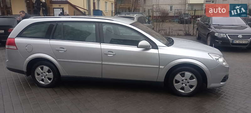 Універсал Opel Vectra 2006 в Луцьку