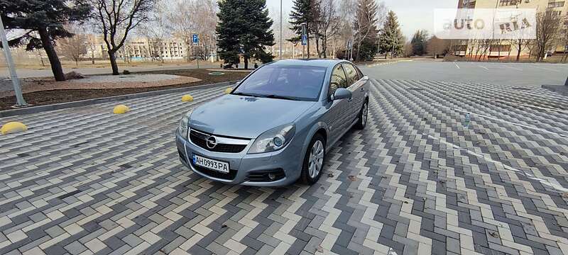 Лифтбек Opel Vectra 2007 в Краматорске