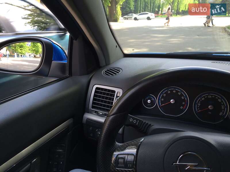 Лифтбек Opel Vectra 2008 в Сумах