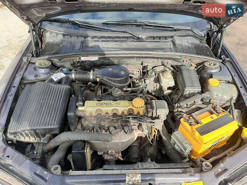 Седан Opel Vectra 1996 в Николаеве фото 17 Седан Opel Vectra 1996 в Николаеве