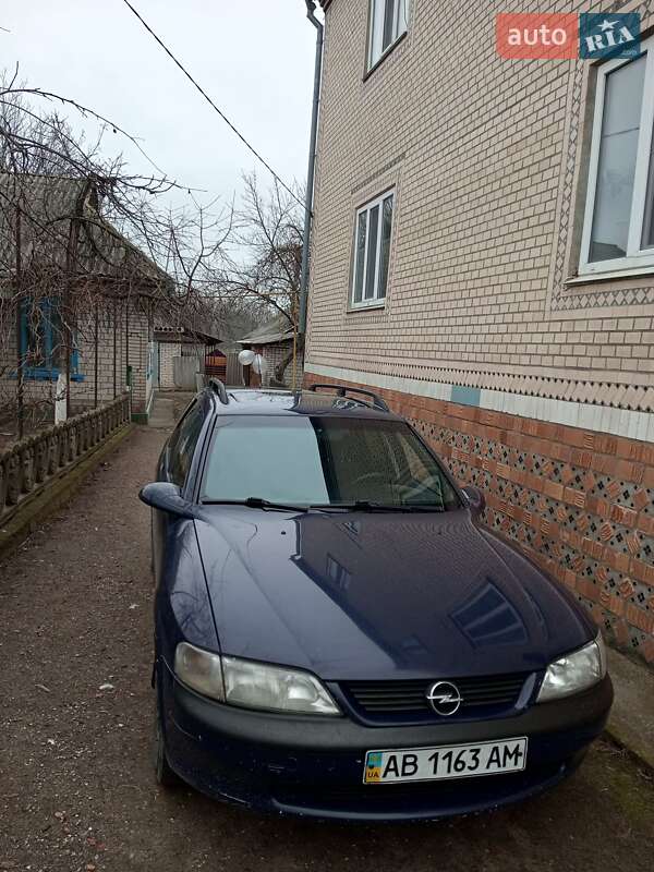 Универсал Opel Vectra 1997 в Бершади