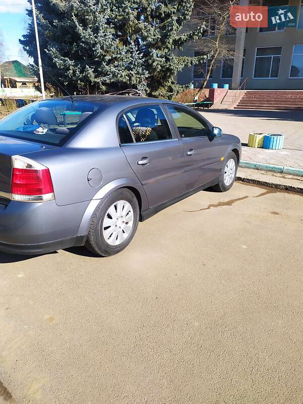 Седан Opel Vectra 2002 в Захарівці
