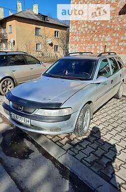 Універсал Opel Vectra 1998 в Кельменцях