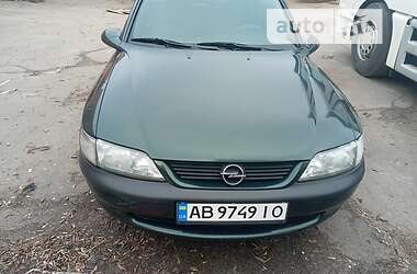 Лифтбек Opel Vectra 1998 в Виннице