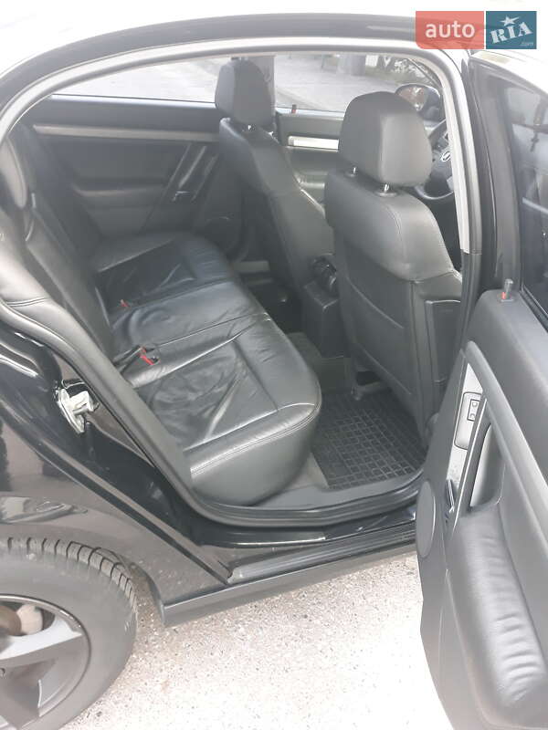 Седан Opel Vectra 2008 в Сумах