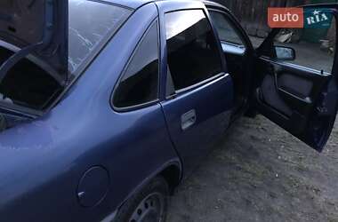 Седан Opel Vectra 1993 в Львове