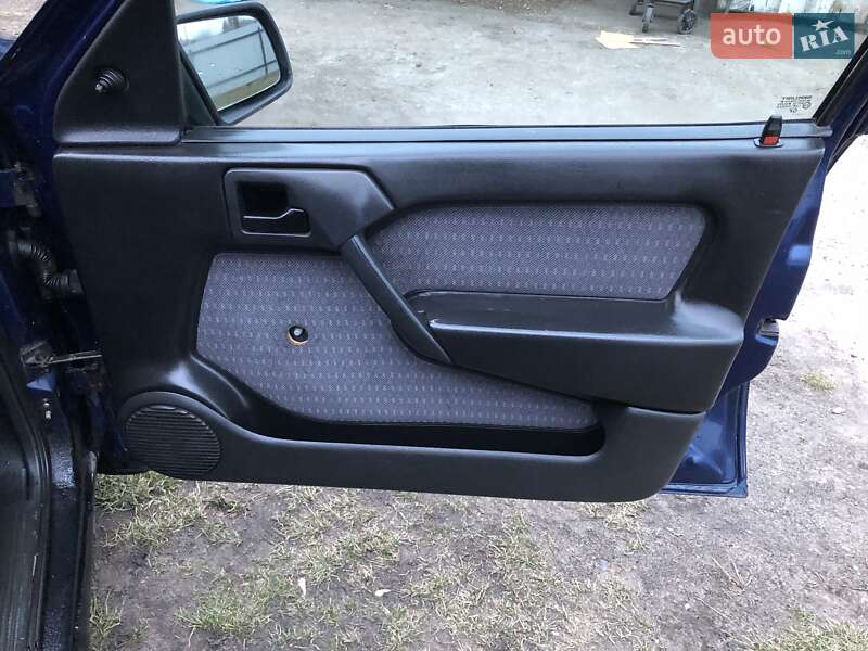 Седан Opel Vectra 1993 в Львові