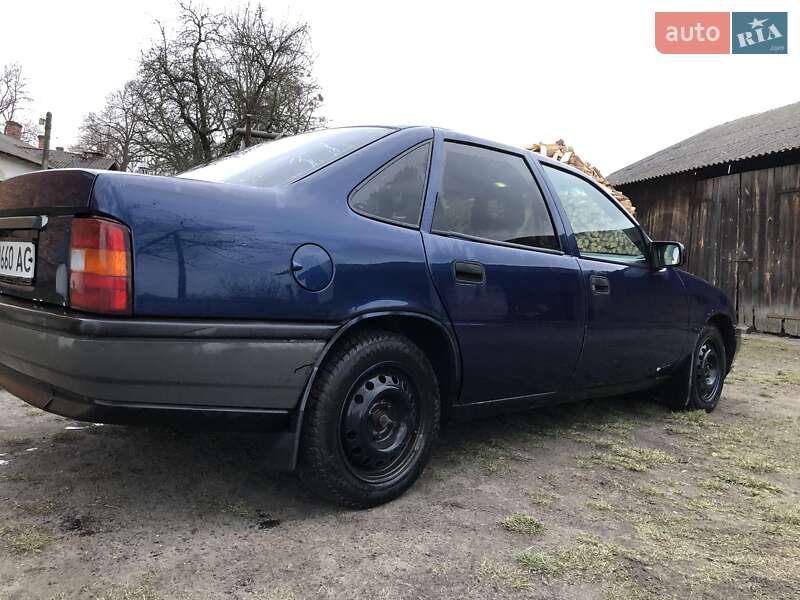 Седан Opel Vectra 1993 в Львові