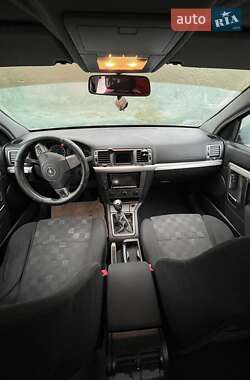 Седан Opel Vectra 2006 в Хмельницком