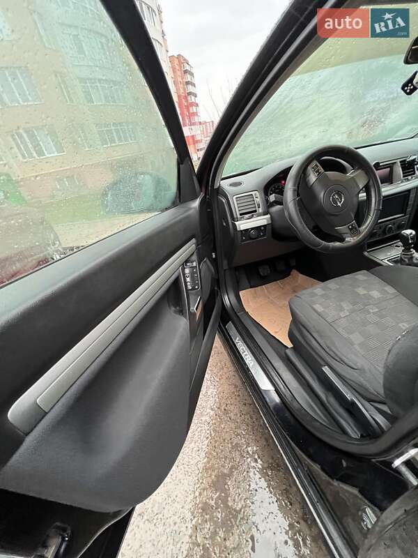 Седан Opel Vectra 2006 в Хмельницком