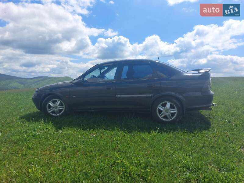 Седан Opel Vectra 1997 в Ужгороде