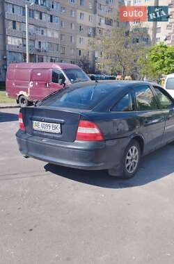 Лифтбек Opel Vectra 1997 в Каменском