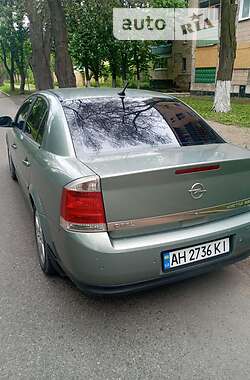 Седан Opel Vectra 2003 в Краматорську
