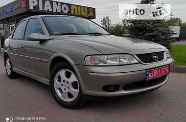 Седан Opel Vectra 1999 в Сарнах