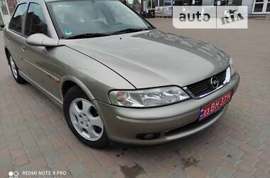 Седан Opel Vectra 1999 в Сарнах