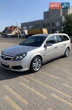 Универсал Opel Vectra 2006 в Нововолынске