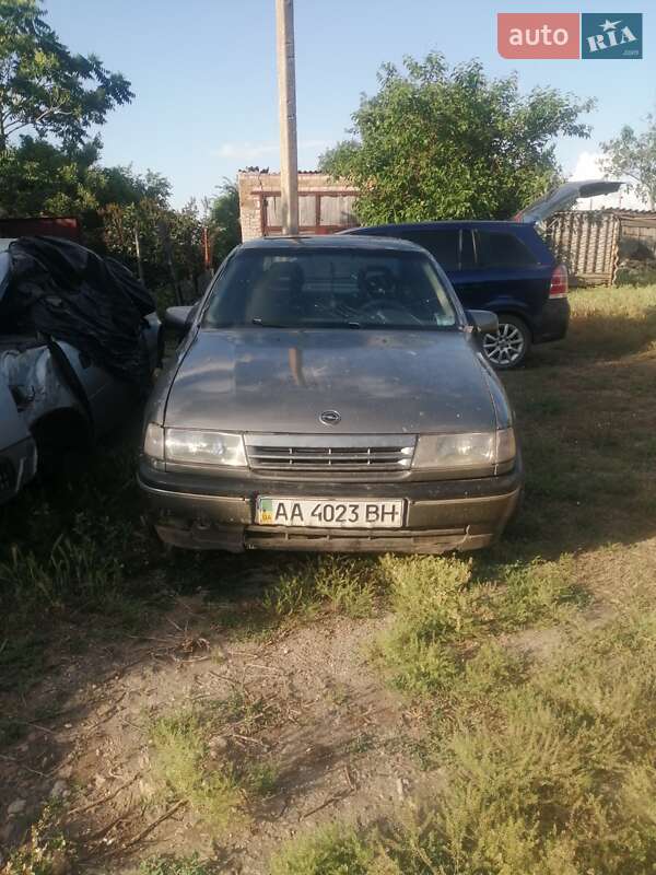 Седан Opel Vectra 1988 в Березнегуватому