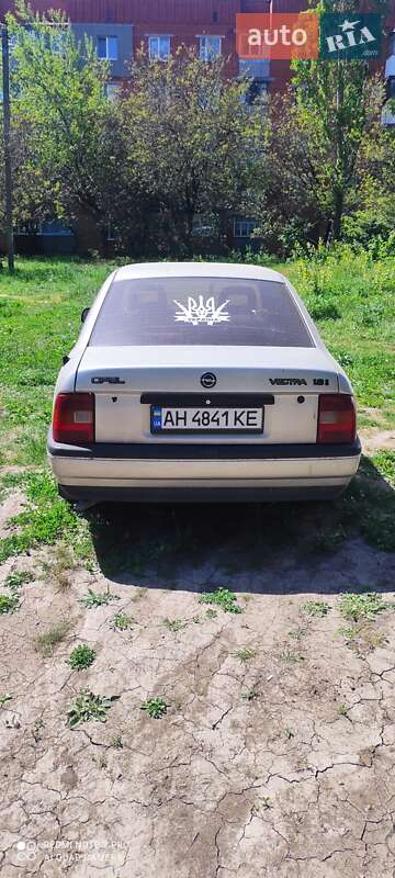 Седан Opel Vectra 1992 в Полтаве