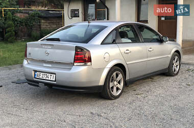 Лифтбек Opel Vectra 2004 в Кривом Роге