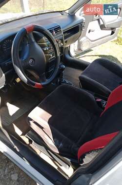 Седан Opel Vectra 1989 в 