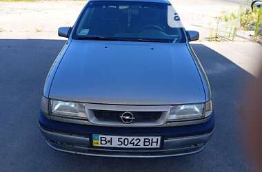 Седан Opel Vectra 1995 в Кременчуге