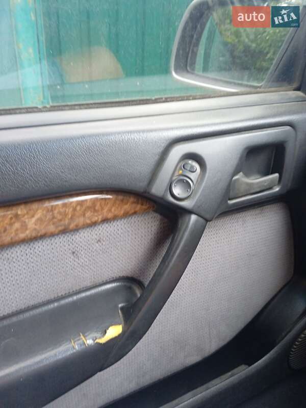 Седан Opel Vectra 1995 в Кременчуге