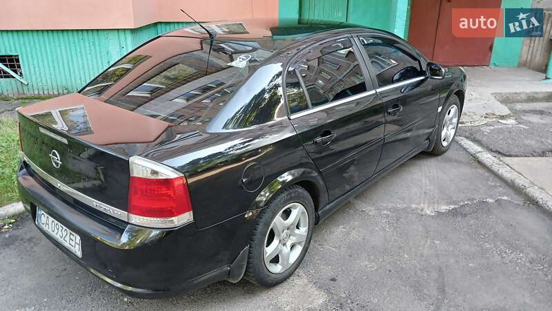 Седан Opel Vectra 2006 в Черкассах