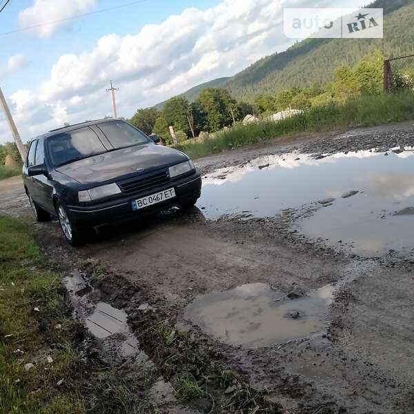 Седан Opel Vectra 1992 в Коломиї