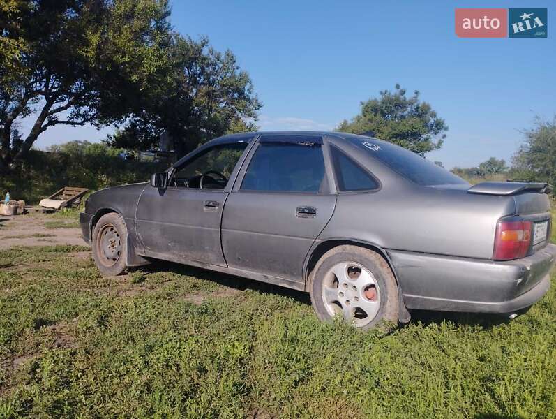 Седан Opel Vectra 1993 в Днепре