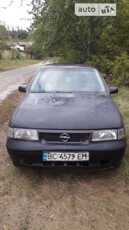Седан Opel Vectra 1995 в Жашкове
