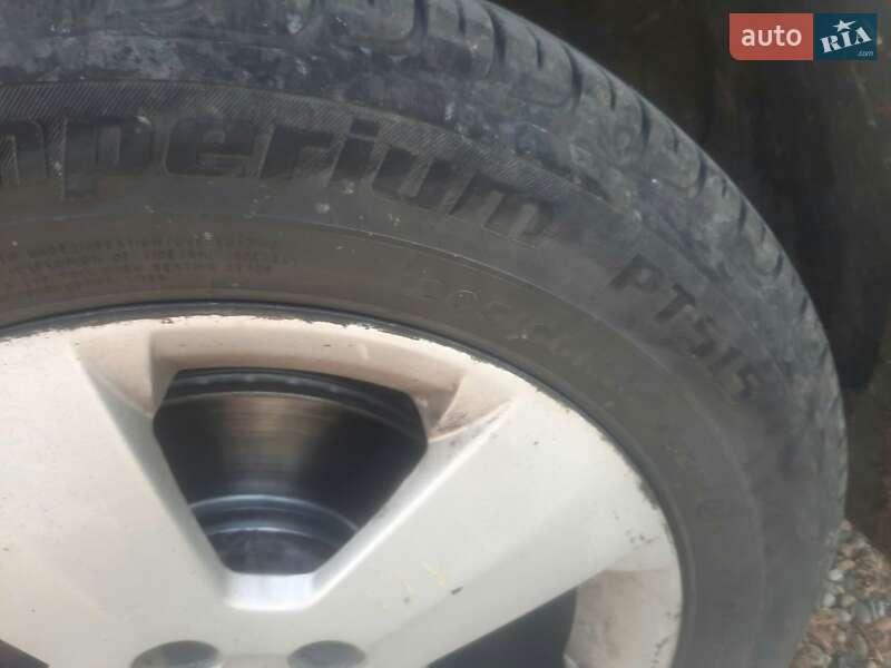 Седан Opel Vectra 2004 в Долині