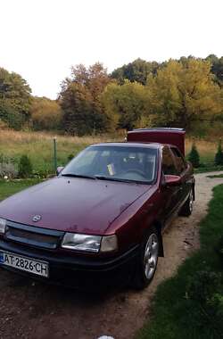 Седан Opel Vectra 1990 в Івано-Франківську