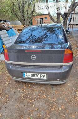 Седан Opel Vectra 2003 в Славянске
