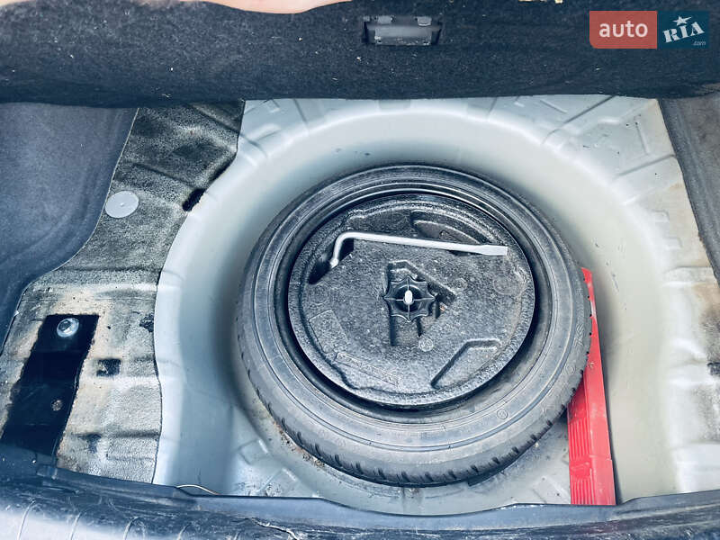 Седан Opel Vectra 2002 в Константиновке (Краматорского района) фото 16 Седан Opel Vectra 2002 в Константиновке (Краматорского района)