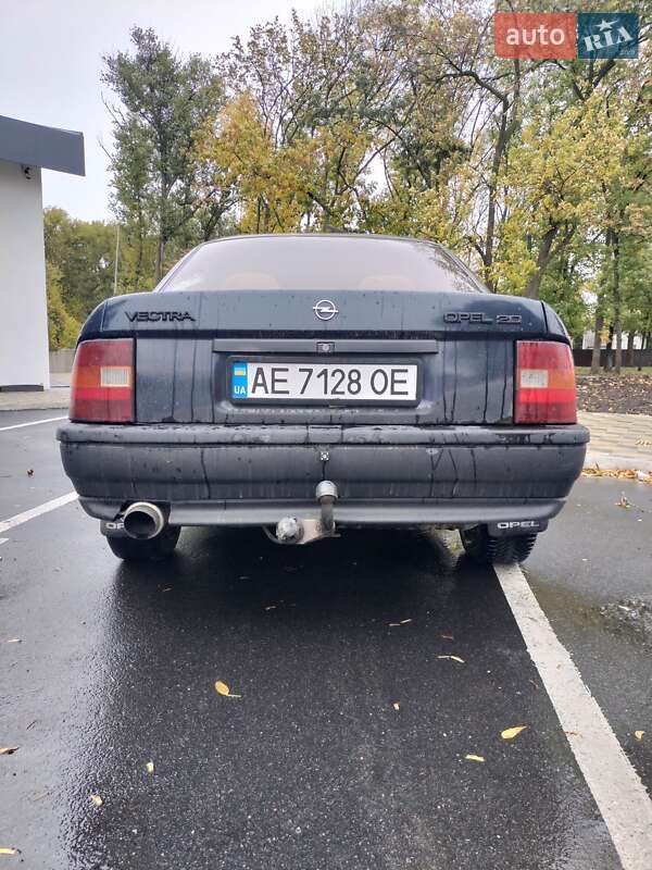Седан Opel Vectra 1989 в Олександрії