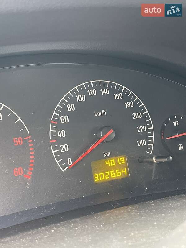 Седан Opel Vectra 2003 в Тернополе фото 7 Седан Opel Vectra 2003 в Тернополе