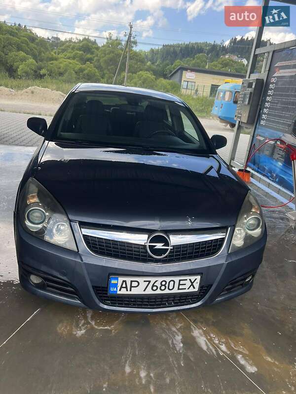 Седан Opel Vectra 2008 в Бориславе