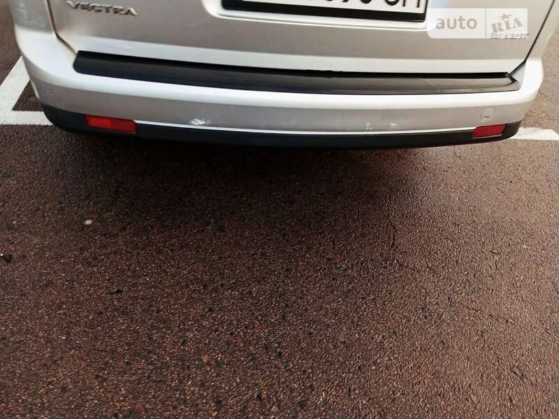 Універсал Opel Vectra 2004 в Рівному